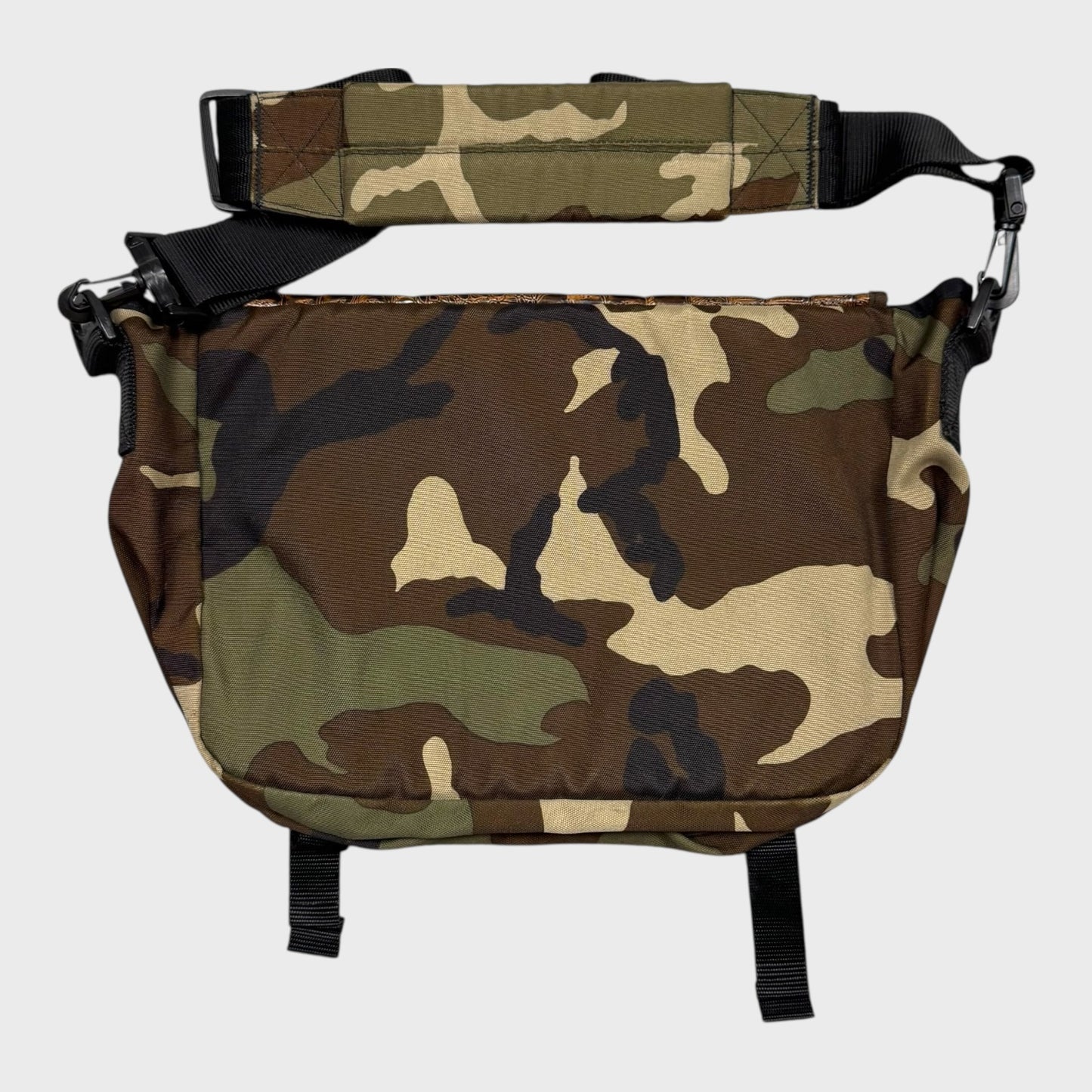 East Pack Vintage Croco Messenger Bag