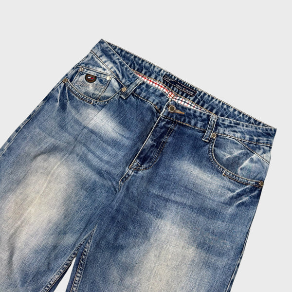 Tommy Hilfiger Straight Cut [L]