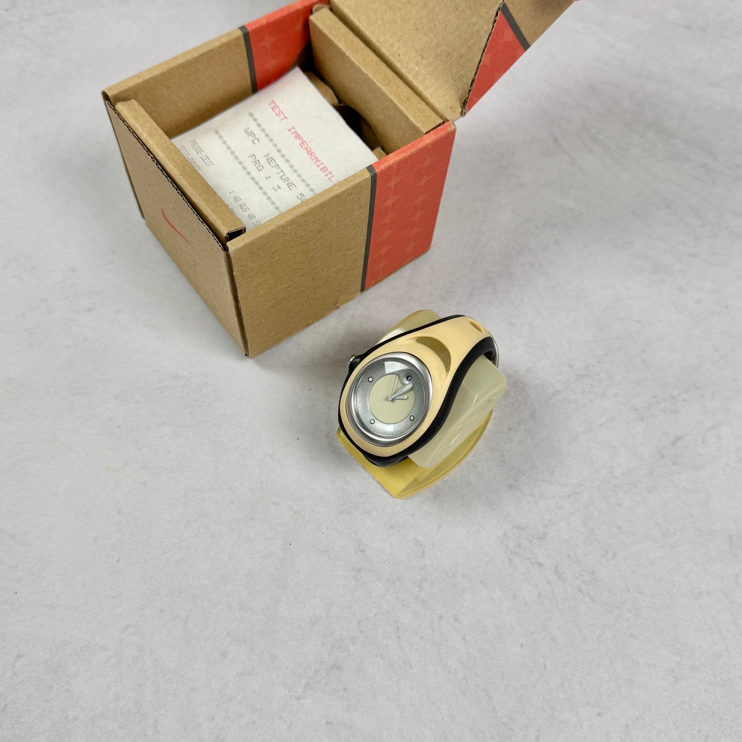 Nike Vintage Reveal Cross Training Watch