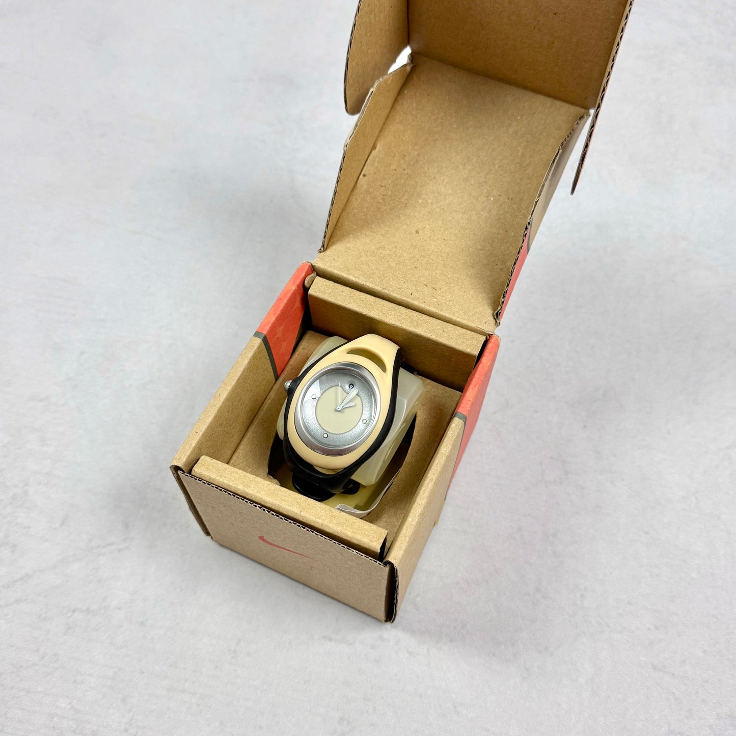 Nike Vintage Reveal Cross Training Watch