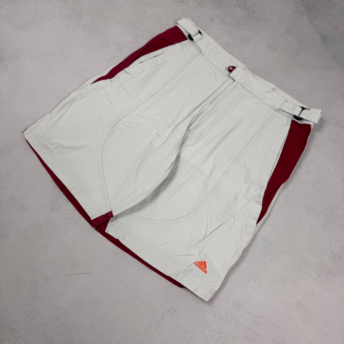 Adidas Vintage Bordaux Cargo Shorts [M]
