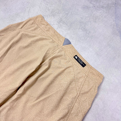 Nike Acg Vintage Cargo Shorts [M]