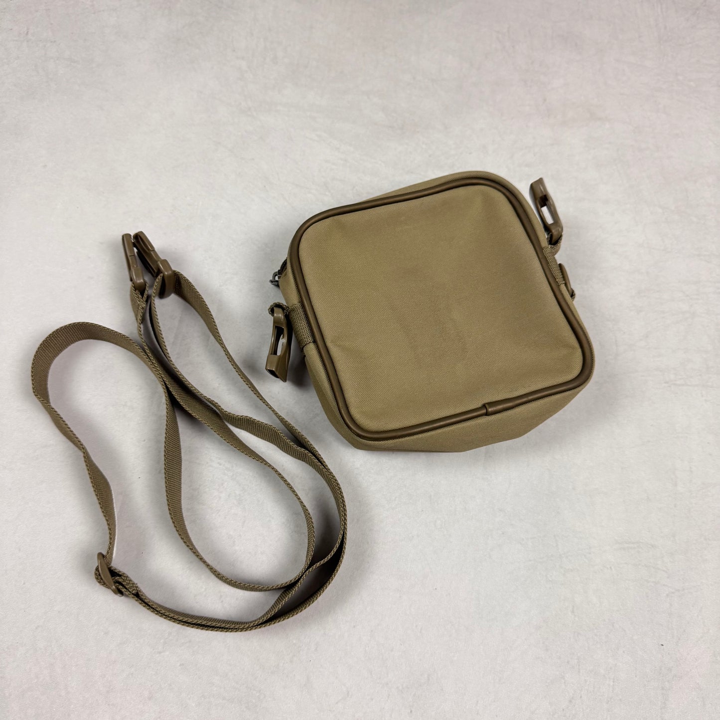 Nike Vintage Puffer Bag